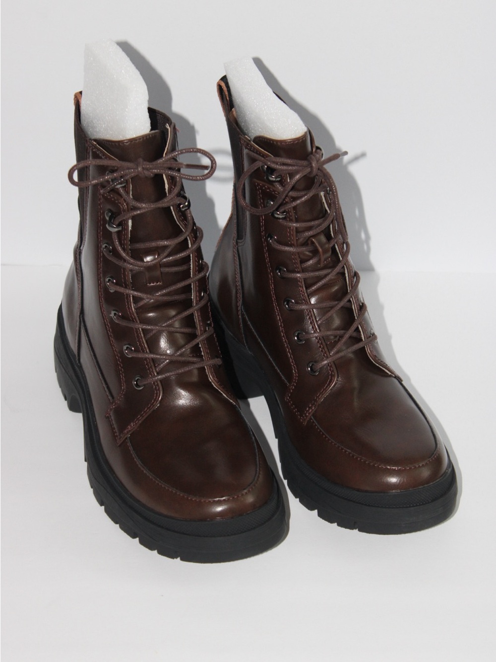Brand New (NWOT or Box) Journee Collection Brown Lace-Up Combat Ankle Boots - Picture 1 of 11